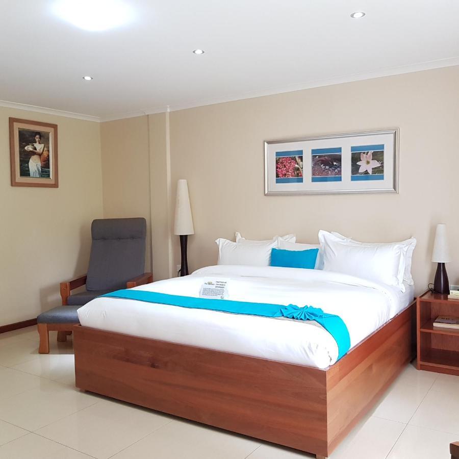 The Sanctuary Hotel Resort Spa Port Moresby Exterior photo