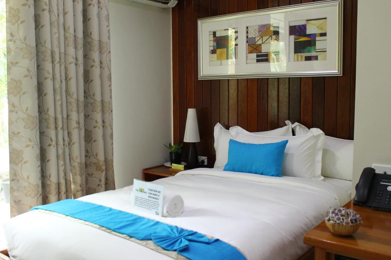 The Sanctuary Hotel Resort Spa Port Moresby Exterior photo