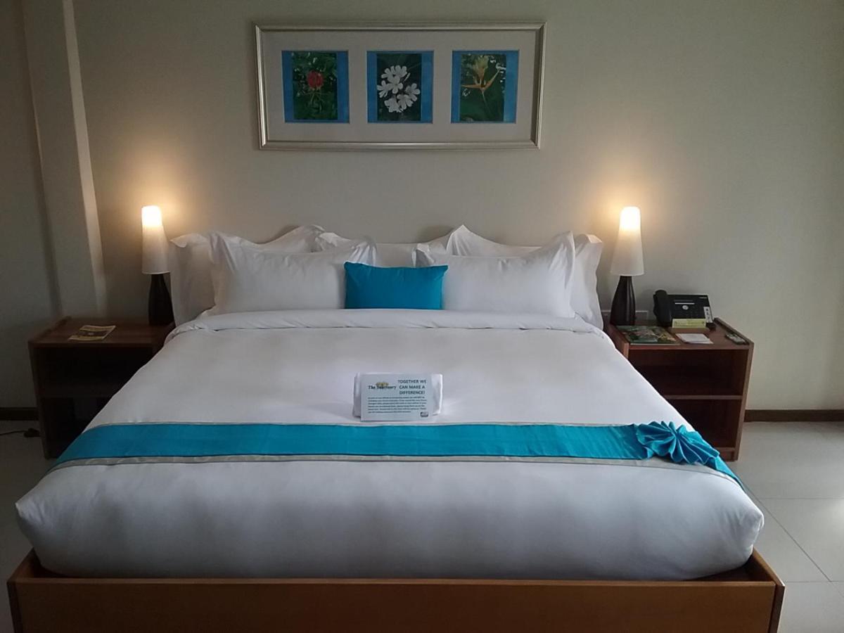 The Sanctuary Hotel Resort Spa Port Moresby Exterior photo
